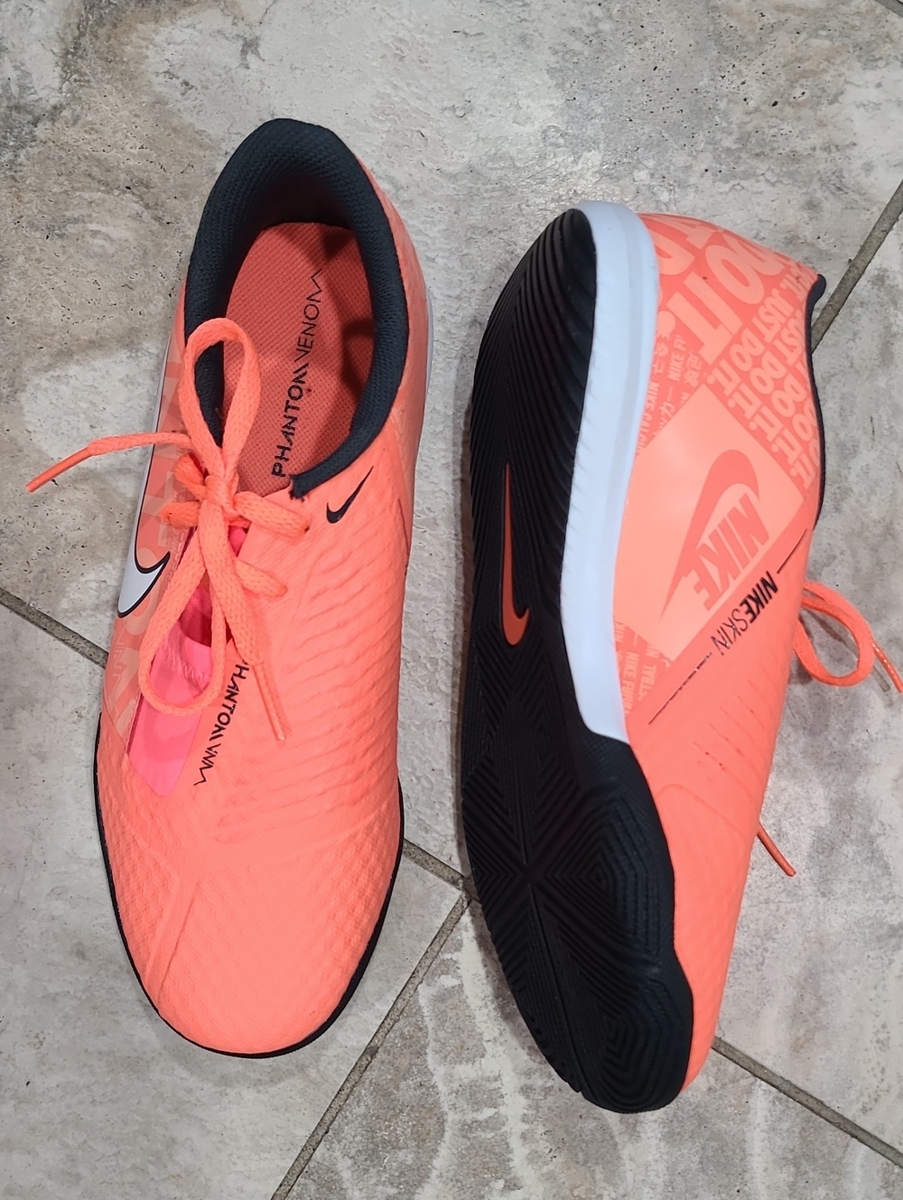 Nikephantom Venom Coral Indoor Soccer Shoes with Black Accents